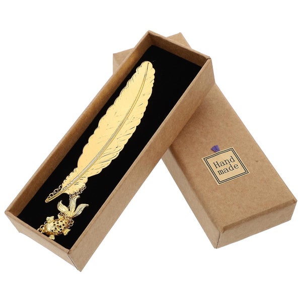 1 Set Metal Bookmark Style Bookmark Unique Textbook Decorative Bookmark Carousel 1