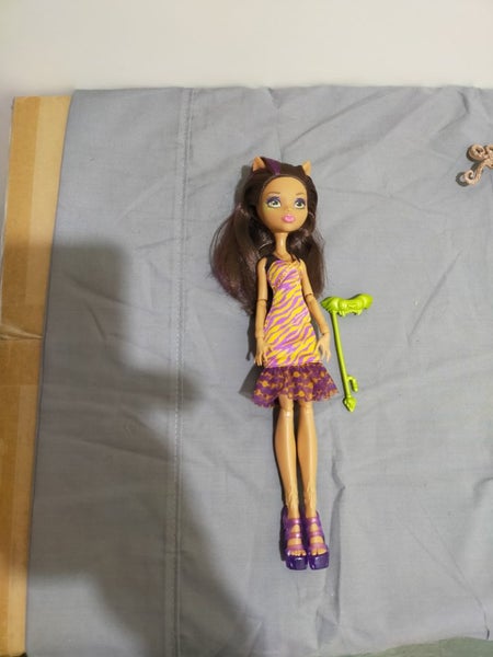 Monster High Dance The Fright Away Clawdeen Wolf Carousel 1