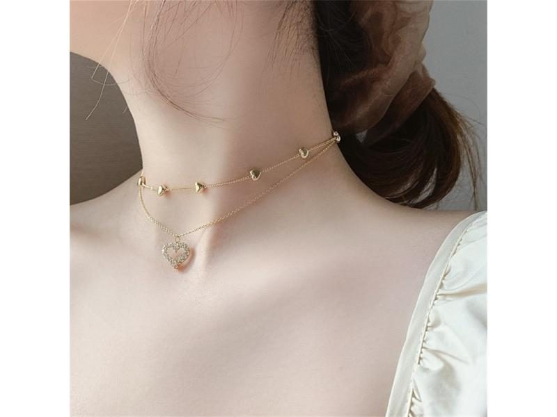 Choker Necklace Carousel 1