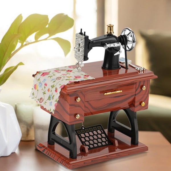 Mini Vintage Creative Retro Sewing Clockwork Music Box Gift Table Decoration Carousel 1