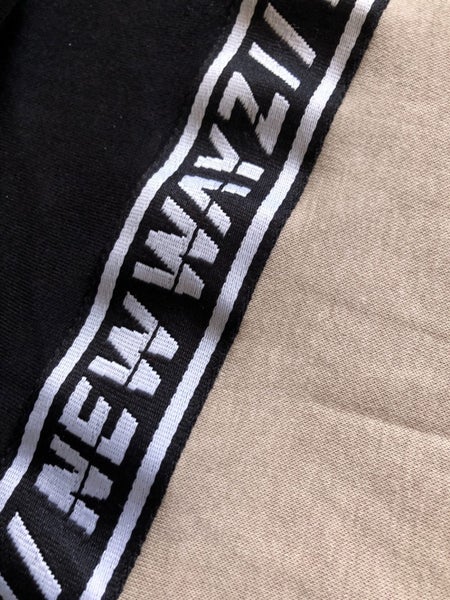 Size 14Y+ hoodie Carousel 3