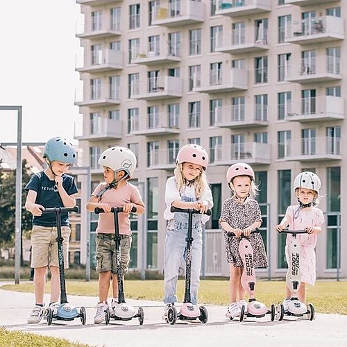 Scoot & Ride: Highwaykick 3 - LED Rose Carousel 4