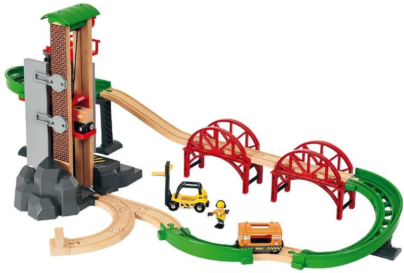 Brio: World - Lift & Load Warehouse Set Carousel 2