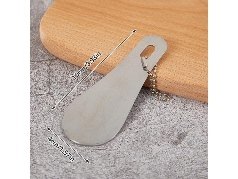 Shoe Horn Carousel 1