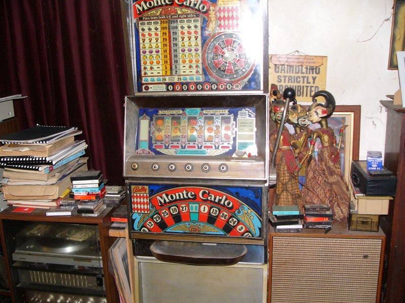 Bally One armed bandit Monte carlo slot machine 5 reel Pokie with Roulette Carousel 1