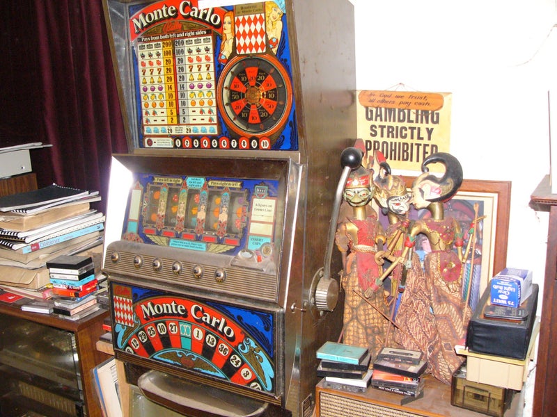 Bally One armed bandit Monte carlo slot machine 5 reel Pokie with Roulette Carousel 2