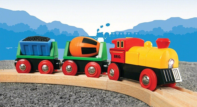 Brio: Battery Operated - Action Train Carousel 2