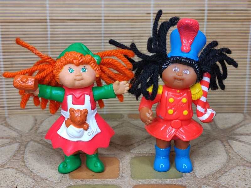 Gorgeous 1994 Cabbage Patch Kids Figures | Abigail Lynn & Kimberly Katherine Carousel 1