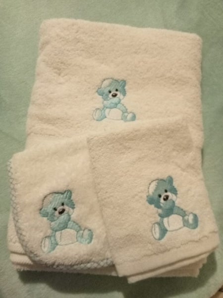Baby Set - Towel / Facecloth/ Feeder Carousel 2