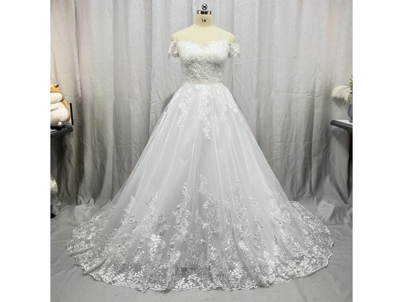Wedding Dress Wedding Dress Carousel 1