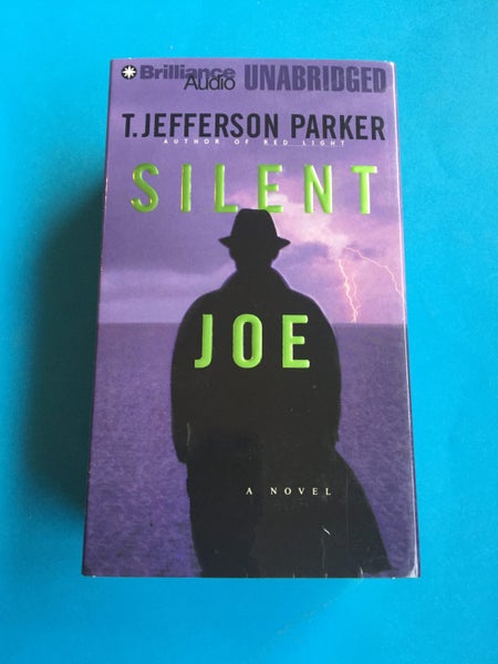 T. Jefferson Parker: Silent Joe (AudioBook Cassette) Carousel 1