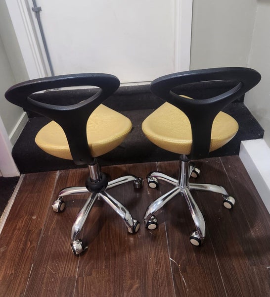Office/Showroom chairs Carousel 2