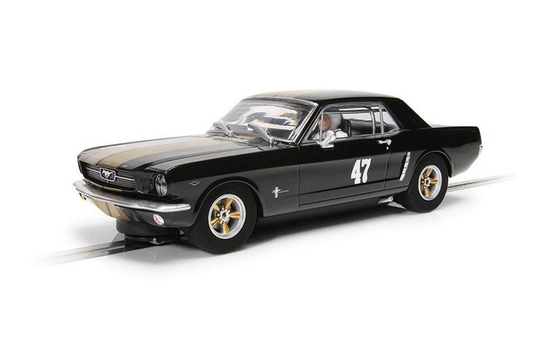 Scalextric C4405 Ford Mustang - Black and Gold Carousel 1