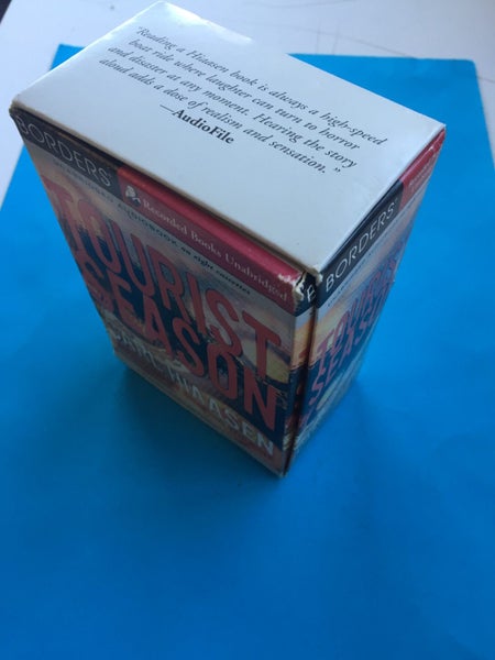 Carl Hiaasen: Tourist Season (AudioBook Cassette) Carousel 3
