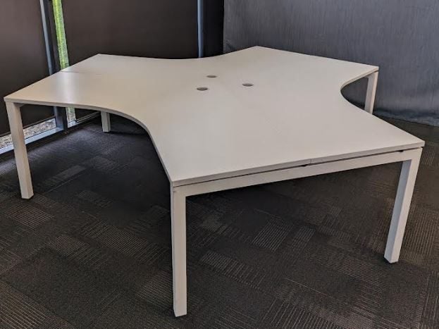 Preloved 1200x1200x600 mm 120 degree Workstation with Partition Carousel 1