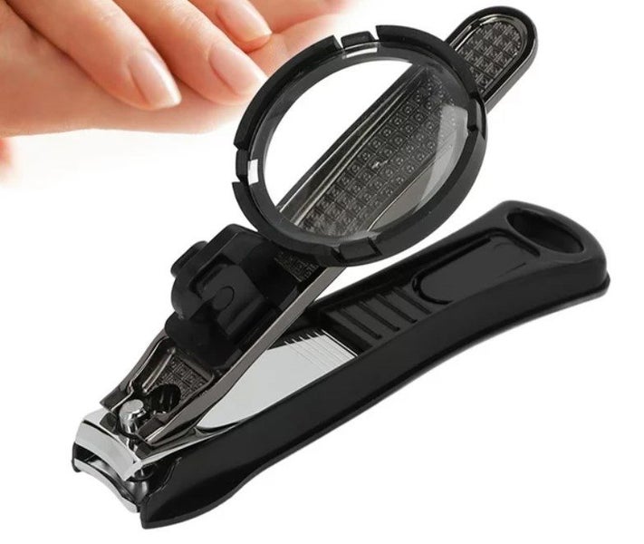 Nail Clipper With Magnifying Glass Carousel 1