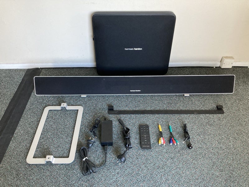 Harman/Kardon Sabre Soundbar and Subwoofer Carousel 1