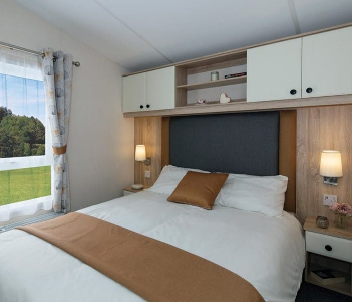 WILLOW FULLY FURNISHED NOT SO TINY ,TINY HOME BRITISH BUILT63798329641601114