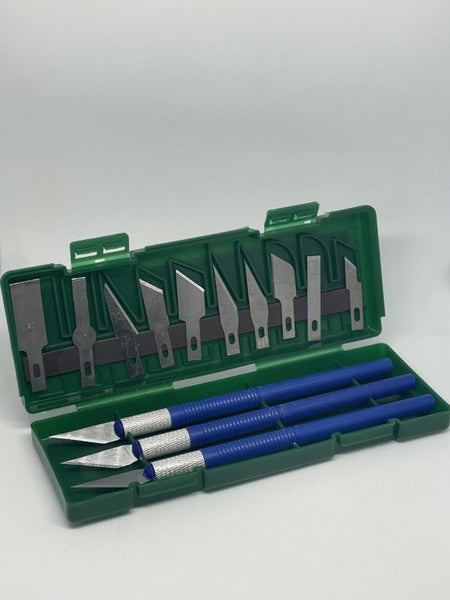 Precision Knife with x13 blades Blue or Purple NZSTOCK Carousel 2