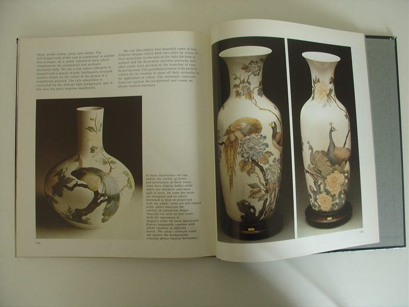 Llardro The Art of Porcelain Carousel 2