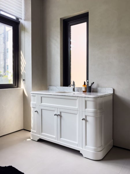 Solid Wood Vanity Hampton Undercounter Basin 1200Wx520Dx890H $2480 Handcraft Carousel 2