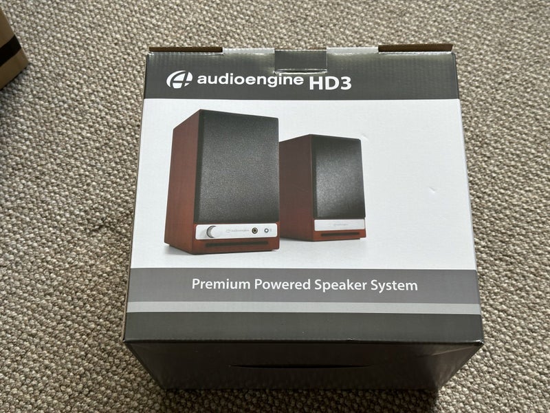 Audioengine HD3 Speaker - Walnut Carousel 1