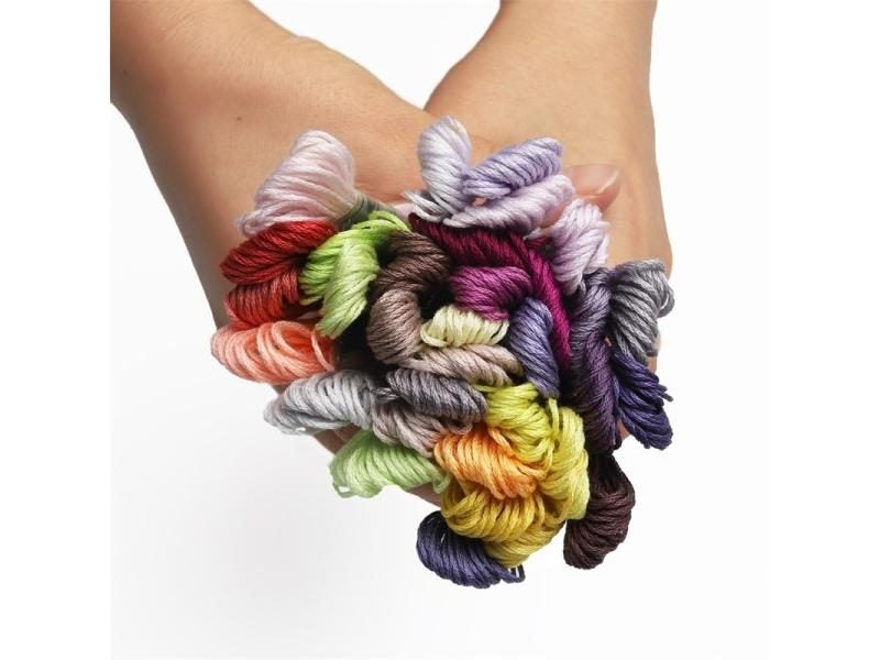 AmoHilos 35 New DMC Colors Set 8 Meters Per Skein Embroidery Floss Carousel 2