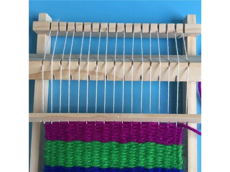 DIY Traditional Wooden Weaving Loom Craft Yarn Hand Knitting Machine Kids Carousel 2