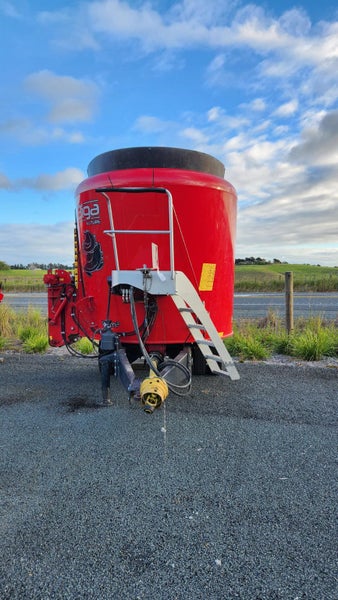 NEW 14m3 Peecon Feed Mixer Wagon, single auger ($89k + GST) Carousel 2