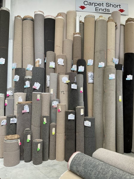 $1 reserve= HOUSE LOT, 8 rolls of New cut pile wool carpet = 111m264288088109825110