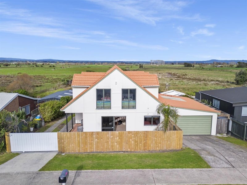196 Pukehina Parade, Pukehina, Western Bay Of Plenty, Bay Of Plenty