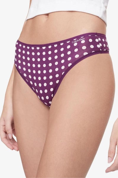 Calvin Klein Signature Form 5 Pack Thongs Carousel 2