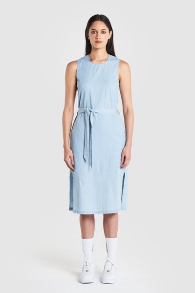 Huffer Brittany Bey Tank Dress Chambray Carousel 2