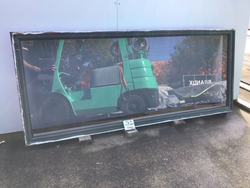 Aluminium Fixed Window Carousel 1