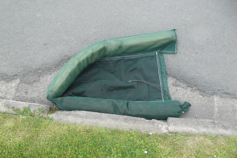 Cesspit Filter Dam with Foam Border - - - [655mm x 450mm] Carousel 1