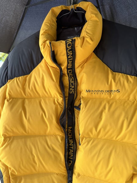 Pro Elite Puffer Jacket Mountain Designs Brand Carousel 1