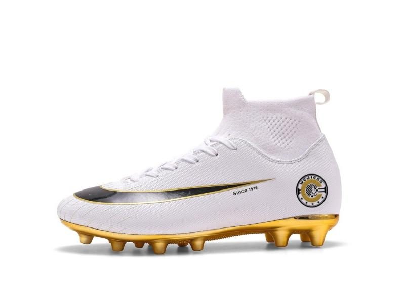 Especial Edition Gold Sole Soccer Shoes Men FG/AG Anti-Slip Football Boots Kids Carousel 1