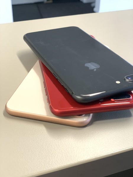 iphone 8 plus 64gb Carousel 2