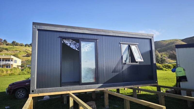 container home-6mx3m/cabin tiny house Carousel 1