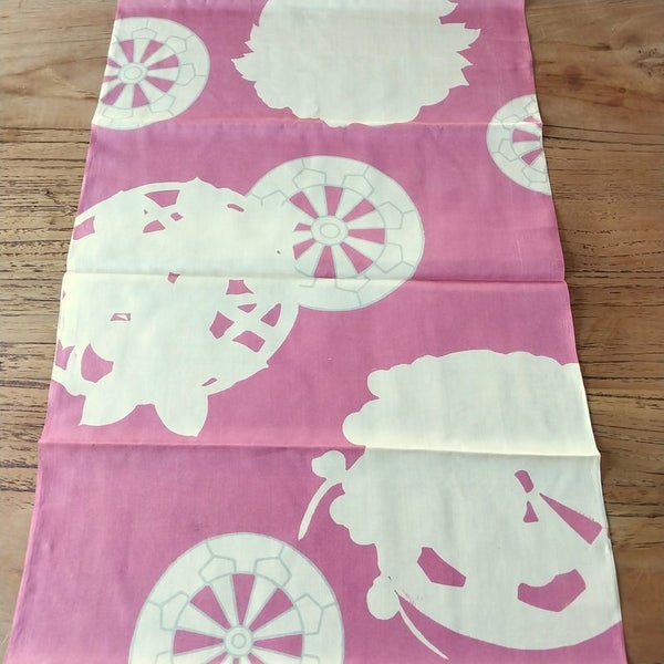 Japanese vintage Silk Kimono fabric. Carousel 1