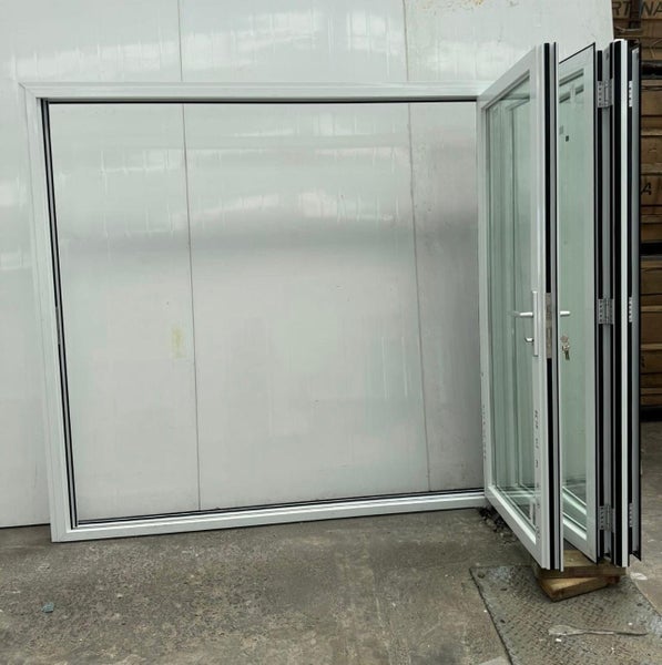 NEW BI-FOLD DOOR DOUBLE GLAZED 2400W x 2000H Carousel 1