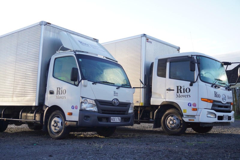 FURNITURE MOVERS & PACKERS Carousel 2