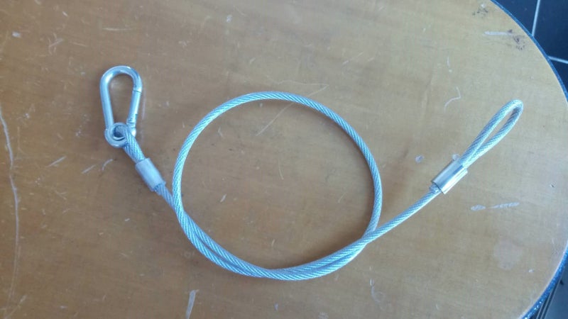 Safety wire standard Carousel 1