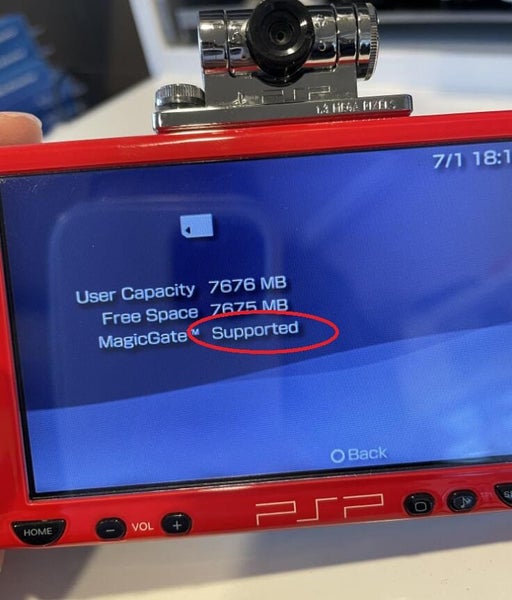 Genuine Official 8G SanDisk SONY Memory Stick Pro Duo Mark 2 Magic Gate Support Carousel 3