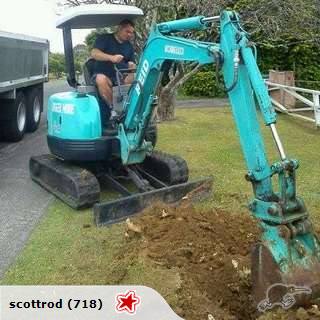 PAPATOETOE YARD - TOPSOIL / WHITE CHIP / SCORIA Carousel 2