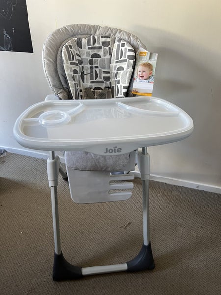 Joie Mimzy 2 in 1 High Chair Carousel 1