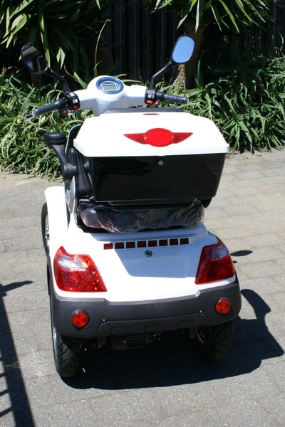 4WHL MOBILITY SCOOTER XL Carousel 2