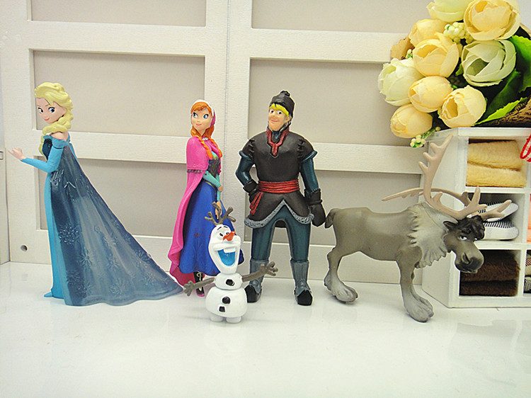 Frozen Classic Cake Topper 5pcs figures set (missing olaf) Carousel 1