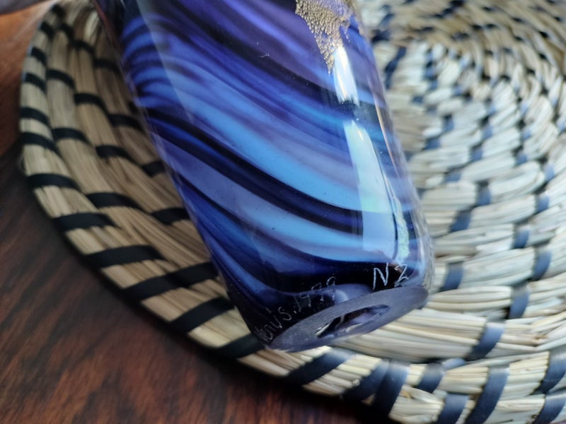 Original Venus Studio Art Glass NZ Vase Carousel 8
