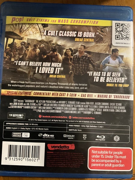 SHARKNADO BLURAY Carousel 2